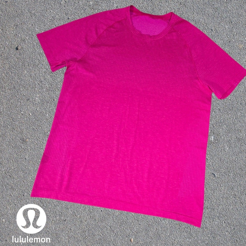 Lululemon Mens Metal Vent Tech Short Sleeve Shirt Pow Pink Couture Large